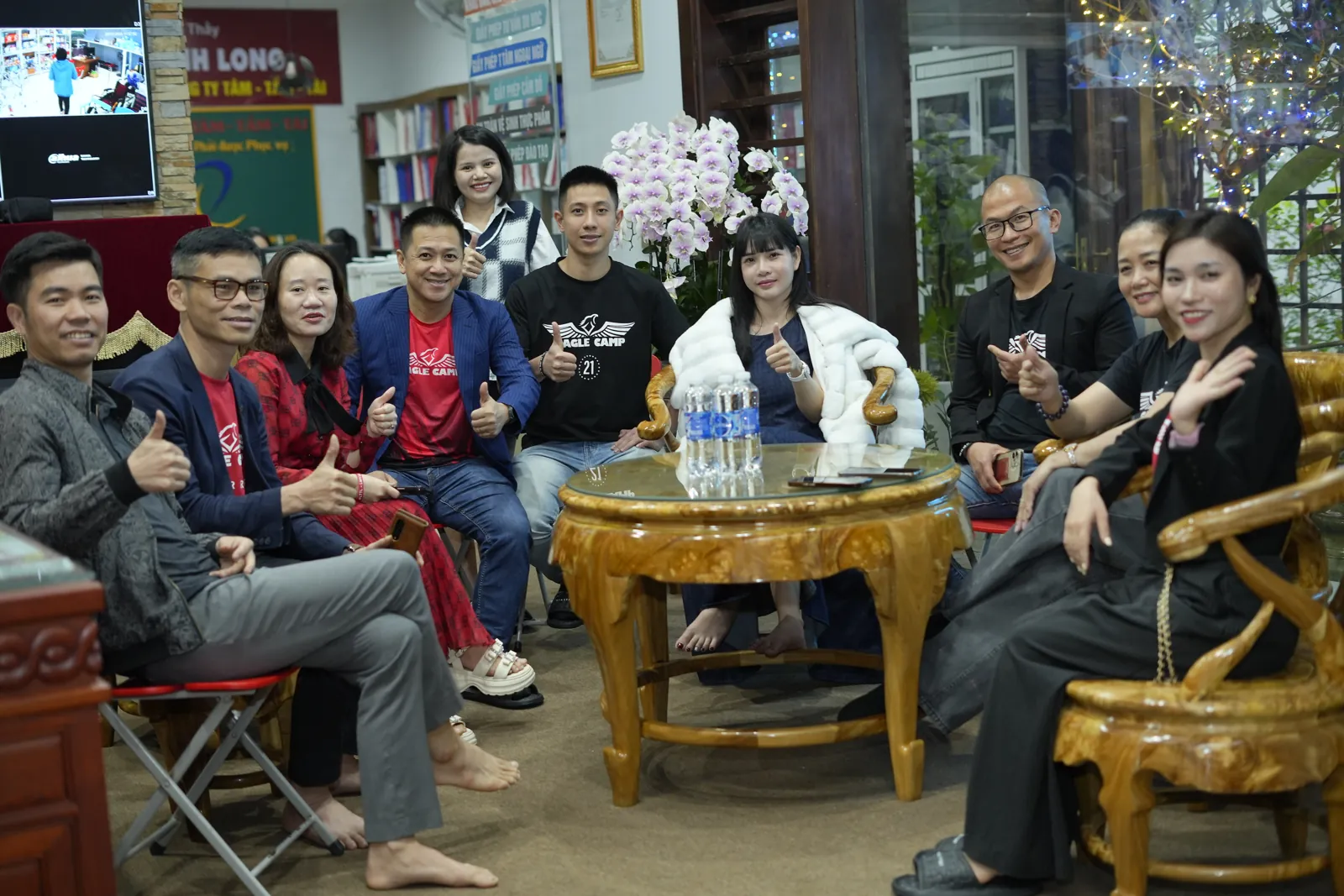 Buổi giao lưu của thầy Phạm Thành Long và đoàn doanh nhân với đội ngũ Tâm - Tầm - Tài