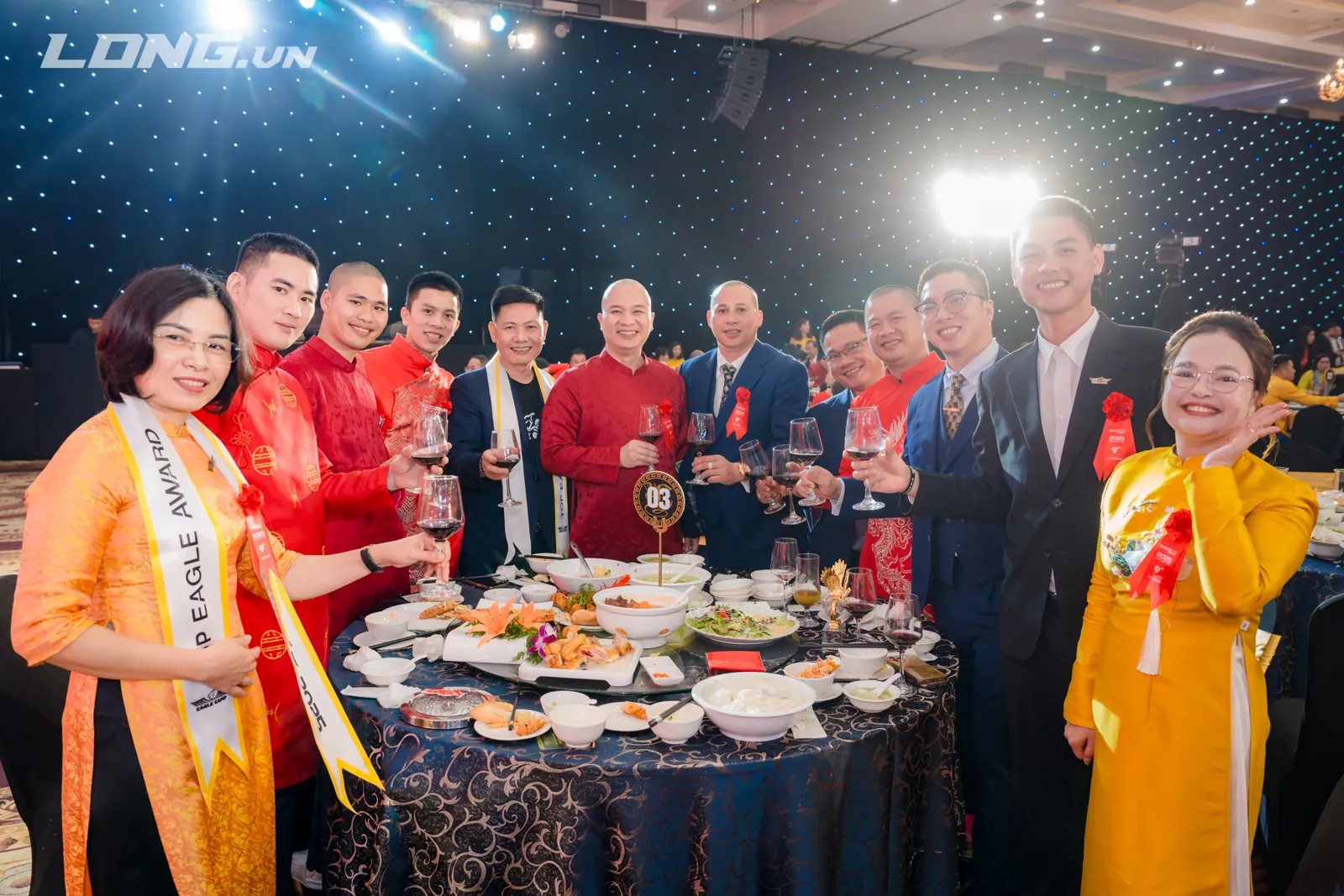 Tiệc mừng các doanh nghiệp đạt giải Eagle Award 2025